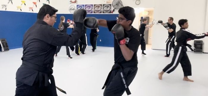 <div><span style="color: rgb(0, 0, 0);">Plus, The classes Helps You Get In Great Shape Fast</span></div>